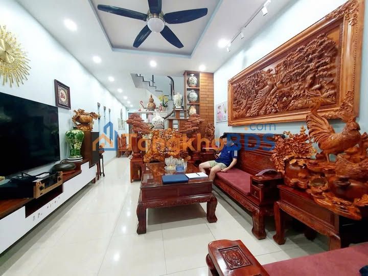 Nhà 5 Tầng Xuân Đỉnh 60m² Ô Tô Vào Nhà - Sổ Đỏ Nở Hậu