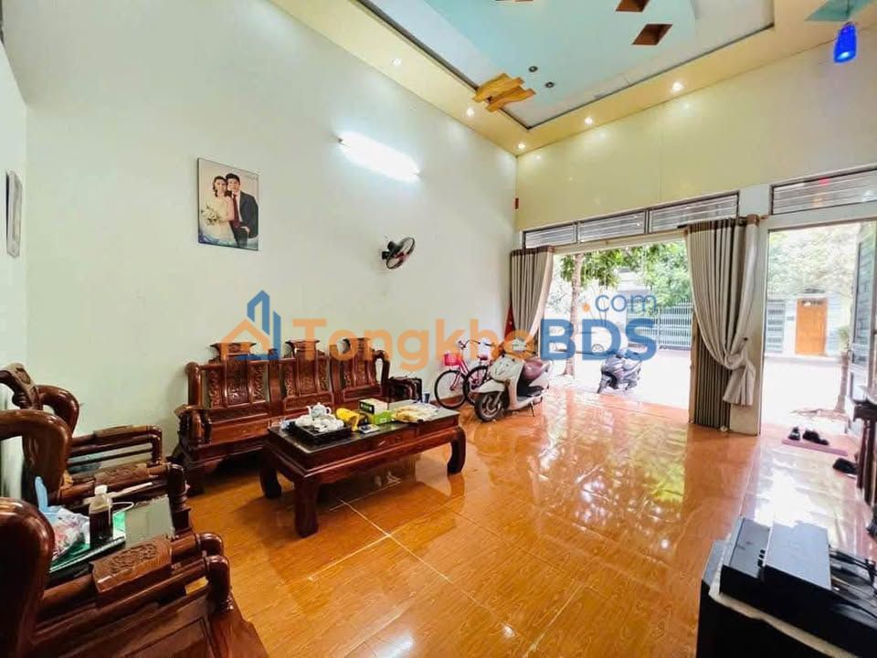 Nhà C4 Gác Lửng 100m² Hai Mặt Tiền Kinh Doanh - P. Lào Cai, TP. Lào Cai