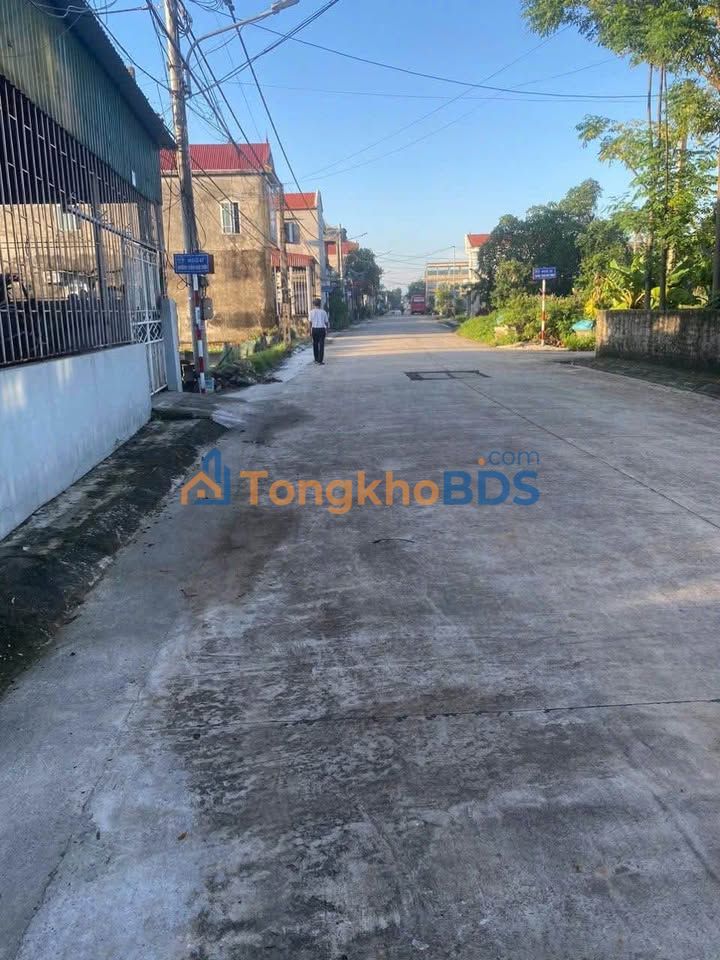 Đất Vàng Ninh Bình - Mặt Tiền Trần Khát Chân 59.3m², Giá 2.4 Tỷ