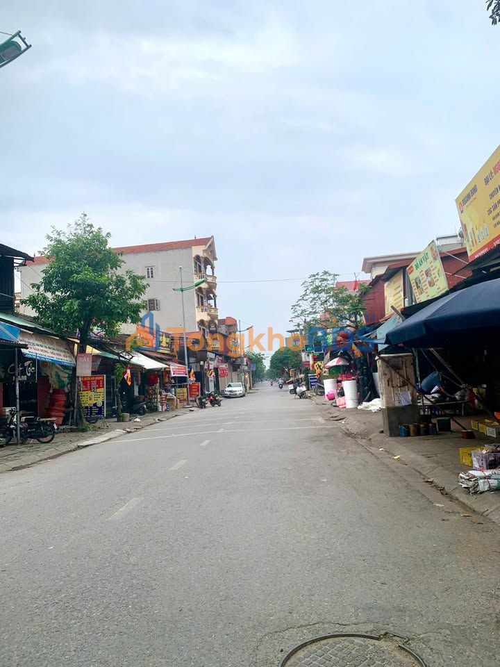 Bắc Ninh: Đất Tặng Nhà 2 Tầng 124m² MT 5m, Sát Chợ Hương Mạc, Kinh Doanh Tốt