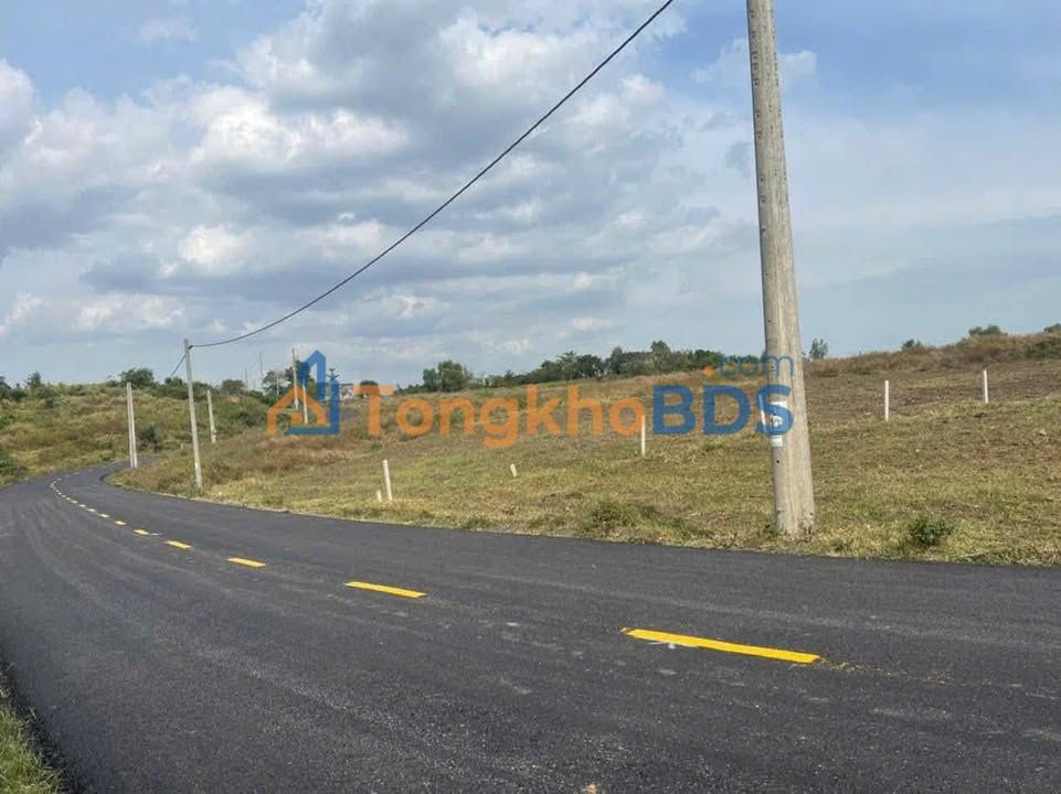 Đất Nền 1000m² Láng Dài, Đất Đỏ - Sổ Đỏ Sẵn, Giá 820 Triệu