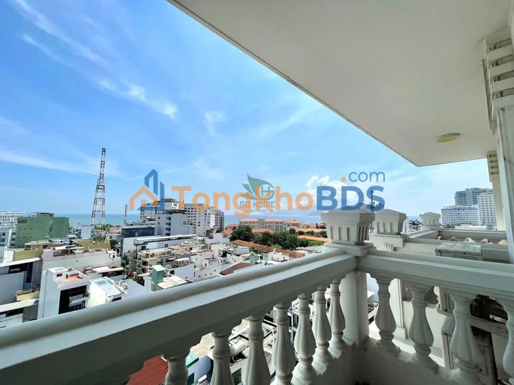 Cho thuê Studio Ban công, Hồ bơi Trung tâm Nha Trang 7 Triệu/tháng