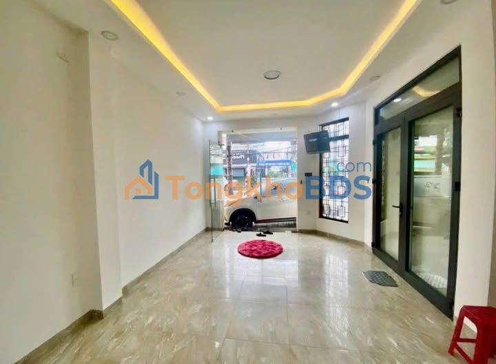 Cho thuê mặt bằng góc 2 mặt tiền Lê Hồng Phong, Nha Trang - 8.5 triệu/tháng