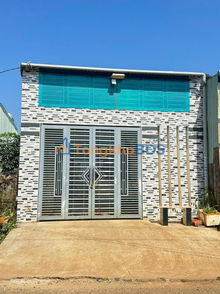 Nhà Hẻm Lạc Long Quân Pleiku - 180m² Sổ Hồng CN - Giá 1.6 Tỷ