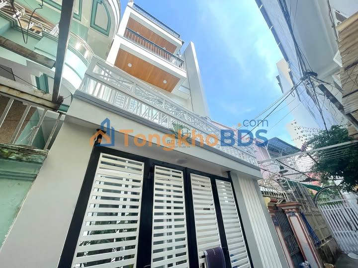 Nhà 4 tầng Vĩnh Phước Nha Trang 300m2 30 triệu - Ở ngay