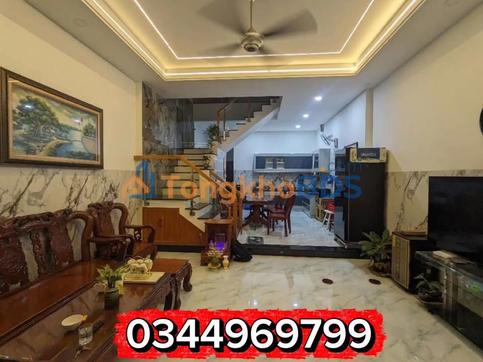 Nhà 3 Tầng KDC Đất Mới Dĩ An - Sổ Hồng Riêng, Giá 5.7 Tỷ