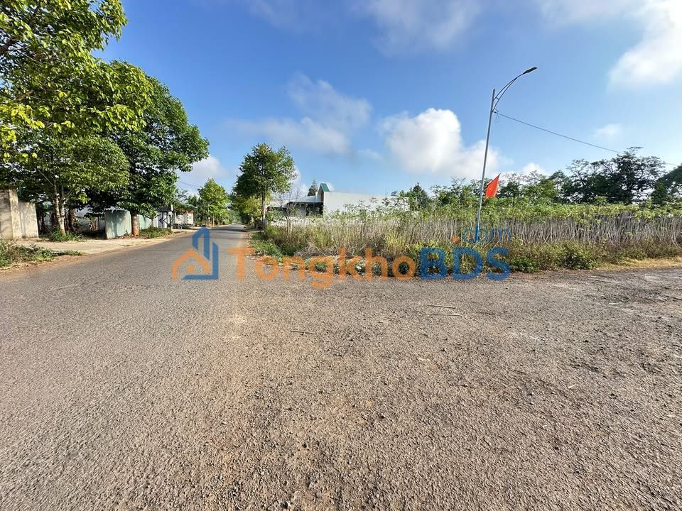 Nhà Mặt Tiền Nguyễn Thị Minh Khai, Ea Kar - Kinh Doanh Đắc Lợi, 150m²