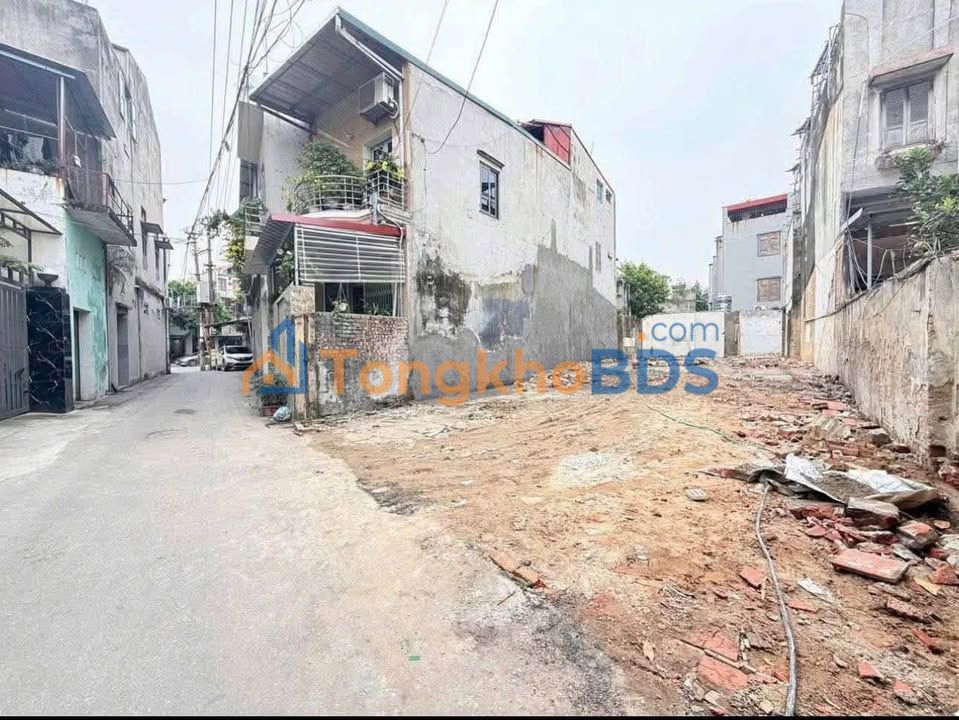 Bán Gấp 2 Lô Đất Vàng Trần Nguyên Hãn, Bắc Giang - 86m² & 114m² - 3 Tỷ/Lô