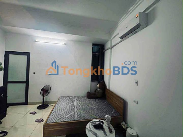 Cho thuê phòng Yên Xá, Hà Đông 28m² - Sẵn điều hòa, nóng lạnh, tặng 500k tháng đầu