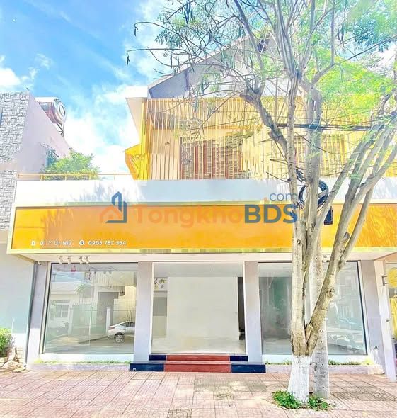 Nhà phố Y Út Niê Buôn Ma Thuột 40 triệu - Mặt tiền kinh doanh