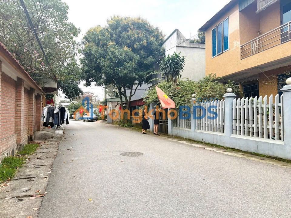 Bán Đất Tặng Nhà 2 Tầng Kiên Cố 185m² Mặt Tiền 11m Kinh Doanh Việt Trì