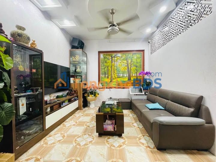 Nhà 48m² 5 tầng Kim Mã, Ba Đình - Sổ đỏ chính chủ, hơn 10 tỷ