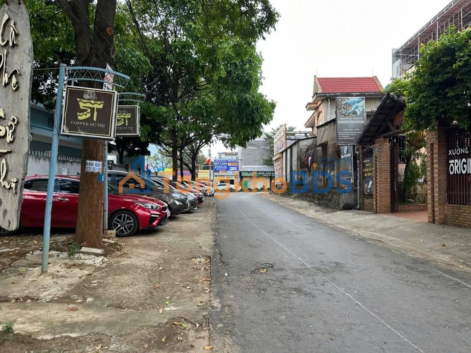 Bán 2 Lô Đất Liền Kề Mặt Tiền Đặng Văn Ngữ, BMT - Sổ Hồng Riêng