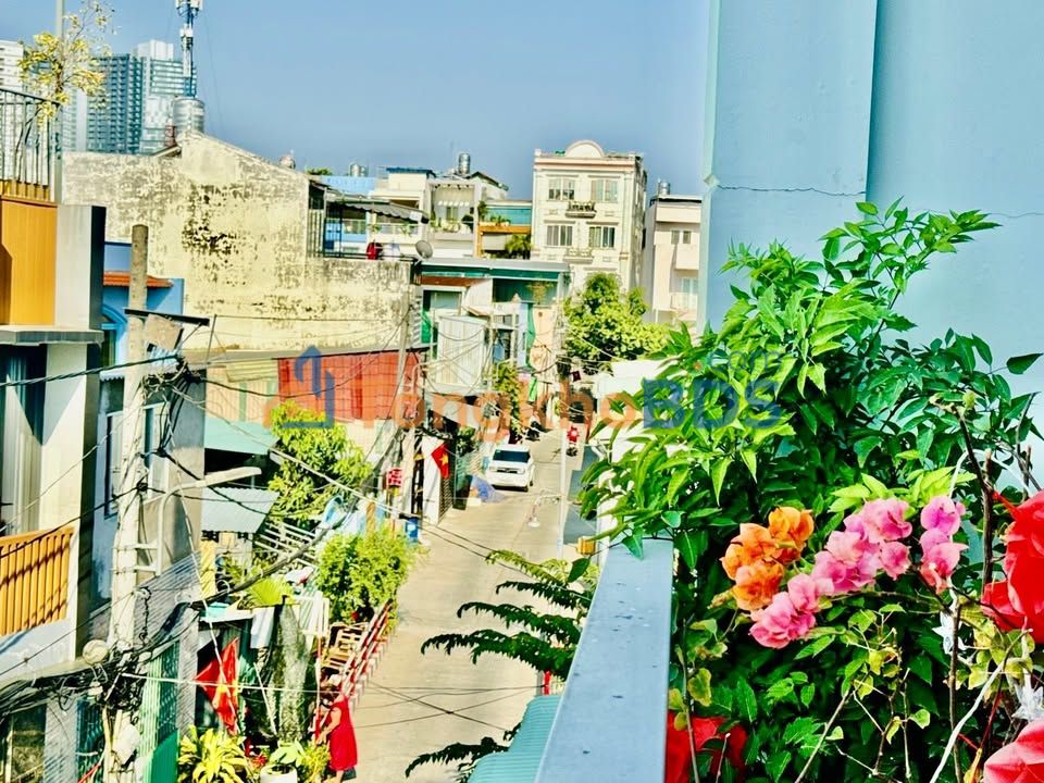 Nhà Huỳnh Tấn Phát Quận 7, 73.5m², Ô tô vào nhà, 3 Tầng - Giá 9.8 Tỷ