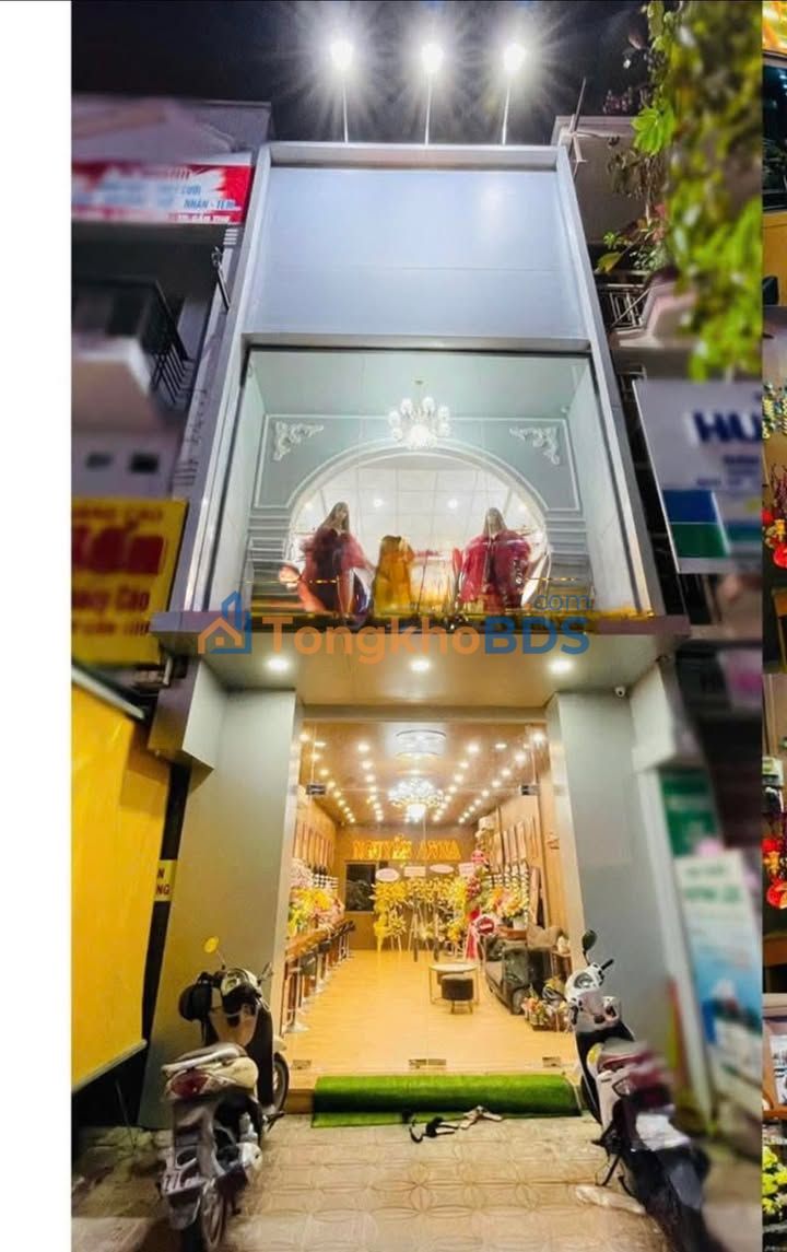 Mặt Tiền Hùng Vương Cần Thơ - Đối Diện Vincom - 160m² Kinh Doanh Đỉnh Cao