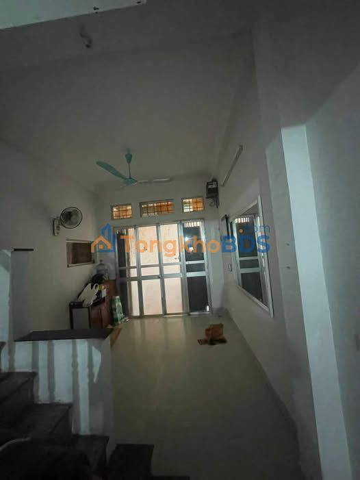 Cho thuê nhà 100m² Làng Tu Hoàng, Hoài Đức - 4PN, Full nội thất, Giá tốt