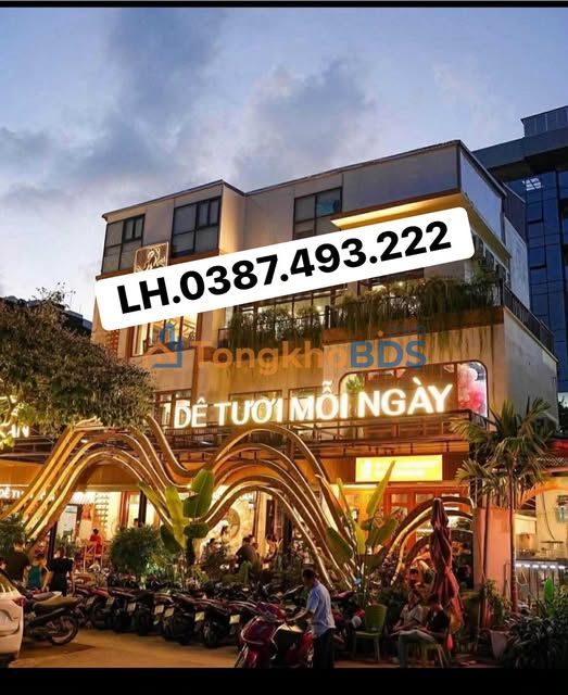 Cho thuê mặt bằng góc Trần Quang Diệu, Đống Đa - 70m² x 5 tầng, kinh doanh sầm uất