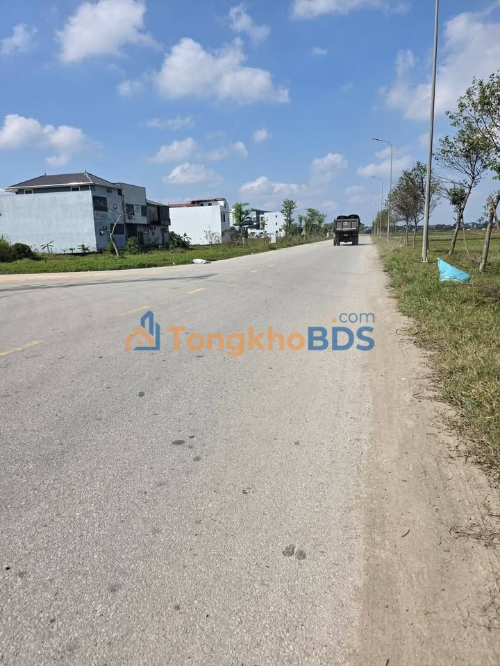 Đất nền Hà Tĩnh - Lô duy nhất Hồ Điều Hòa Thạch Trung - 160m² - Giá tốt