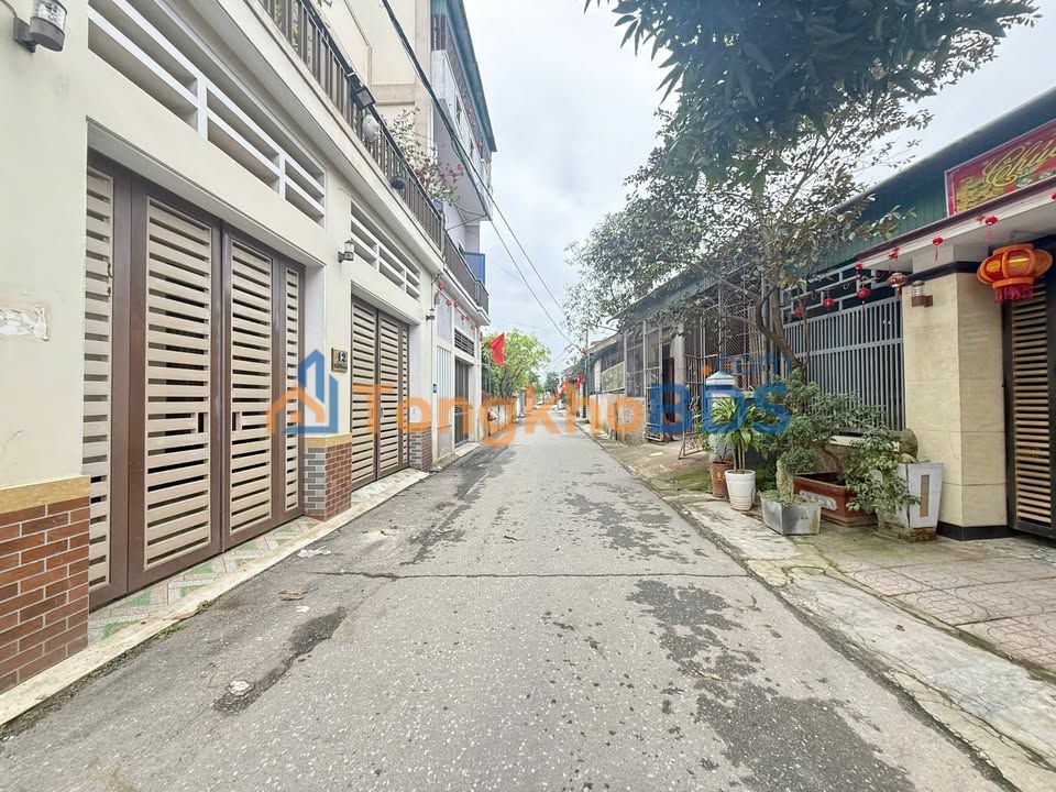 Bán Đất Biệt Thự 2 Mặt Tiền Hà Huy Tập, TP. Hà Tĩnh - 296m² Giá 10.5 Tỷ