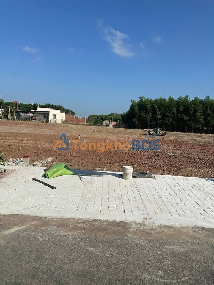 Đất nền KCN Đất Đỏ 175m² - Đối diện cổng chính, giá 1 tỷ/lô