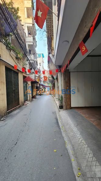 Nhà 87m² Ngõ 1333 Giải Phóng, Hoàng Mai - Ô tô vào nhà, GP 9 tầng, chỉ hơn 24 tỷ