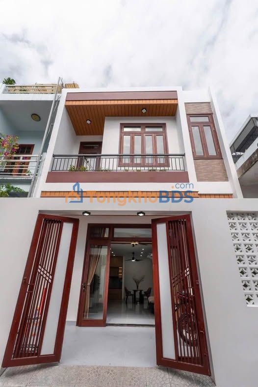 Nhà Tôn Đản Thanh Khê 88m2 giá 4.89 tỷ - Ô tô vào tận nhà