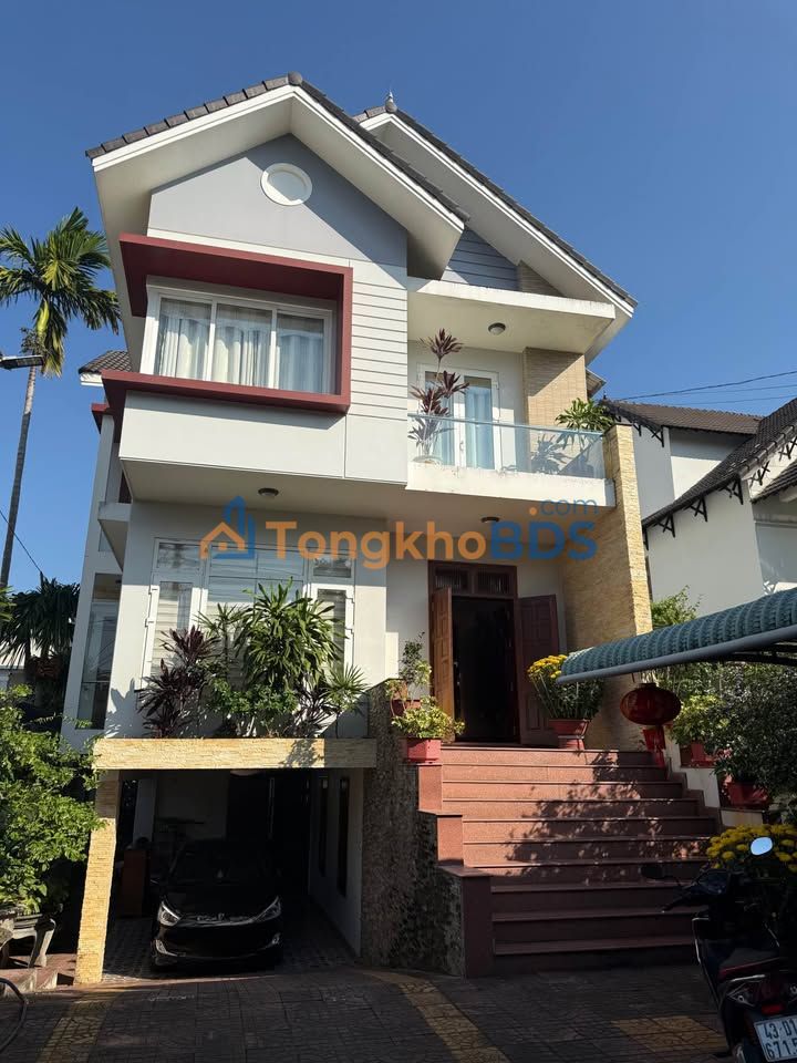 Biệt thự mái Thái 329m² đường Phạm Văn Đồng, Kon Tum - Kinh doanh, ở, nghỉ dưỡng