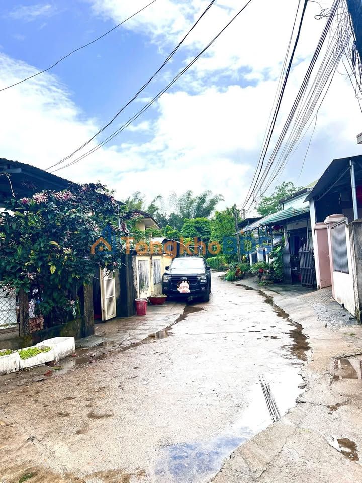 Đất nền 200m² hẻm Nguyễn Văn Linh, Quảng Ngãi - Giá 1.2 tỷ, sổ sẵn