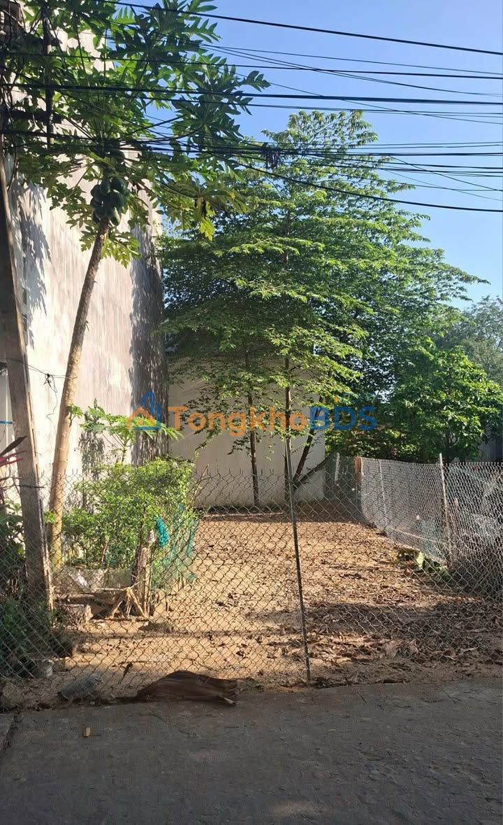 Đất Vàng P.Trần Phú, Quảng Ngãi - 76m² - Ô Tô Tới Đất - Giá 6xx Triệu