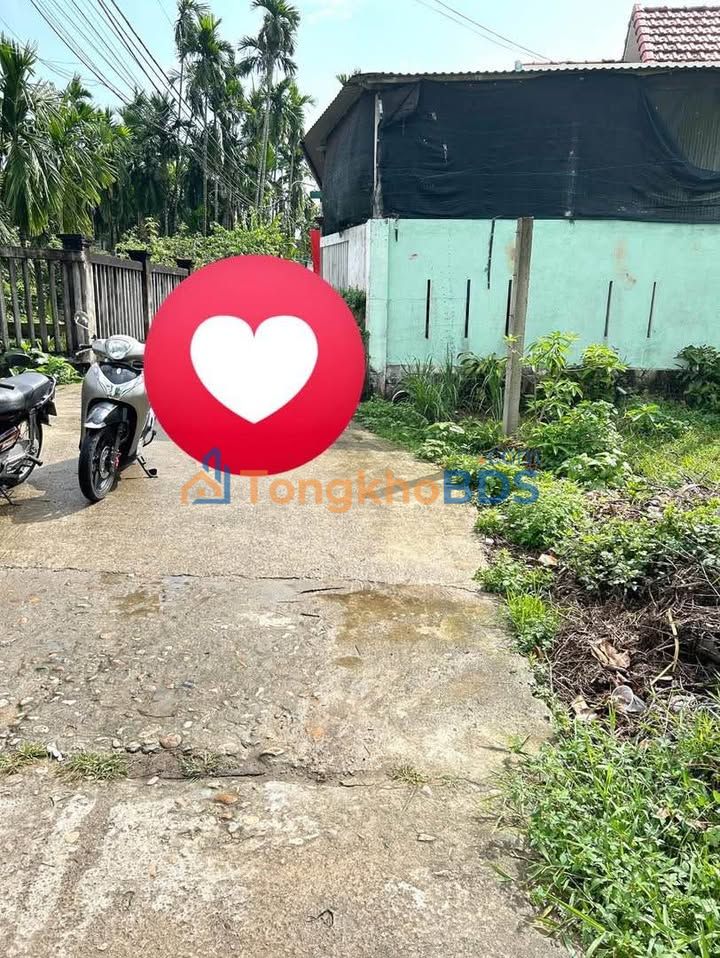 Đất Nền Nghĩa Lộ, Kon Tum - 720m² Giá 8xx Triệu - Sổ Đỏ Sẵn Sàng