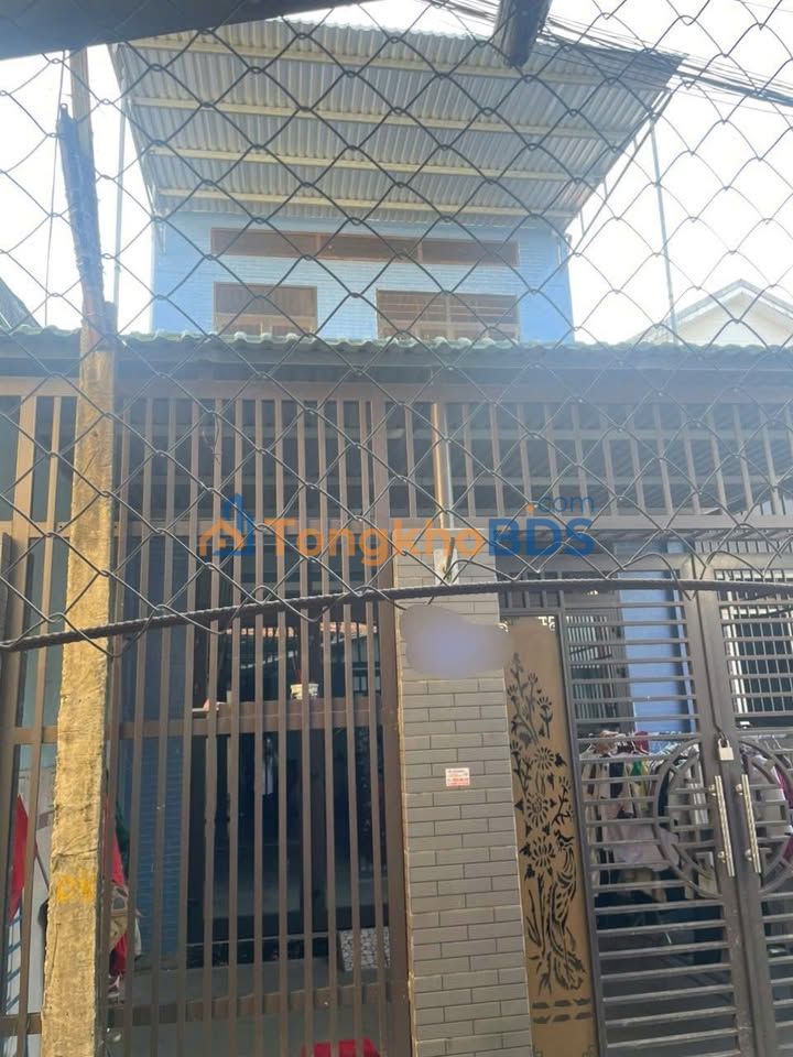 Nhà 125m² Phường Chánh Lộ, TP. Quảng Ngãi - Giá 1.6 Tỷ, 3PN Kiên cố