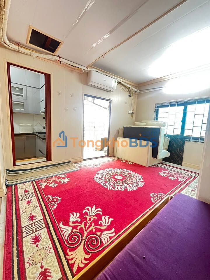 Bán gấp nhà tập thể Khuất Duy Tiến, Thanh Xuân 60m² - Sổ đỏ riêng, ô tô đỗ cửa