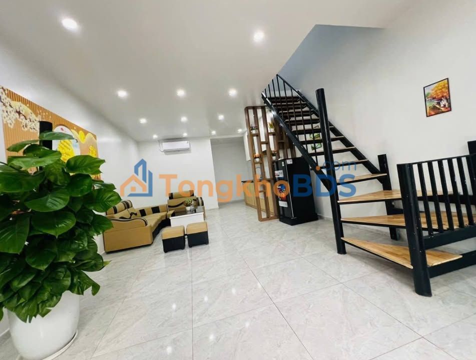 Nhà 40m² Yên Nghĩa Hà Đông - 2 Tầng 2 Ngủ, Tặng Nội Thất, Giá 3.35 Tỷ