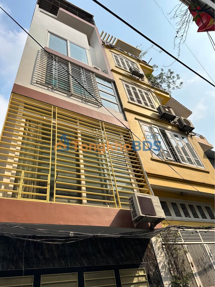 Nhà Phố Nguyễn Khang, Cầu Giấy 42m² - 6 Tầng, Ô Tô Tránh, Kinh Doanh Đỉnh Cao