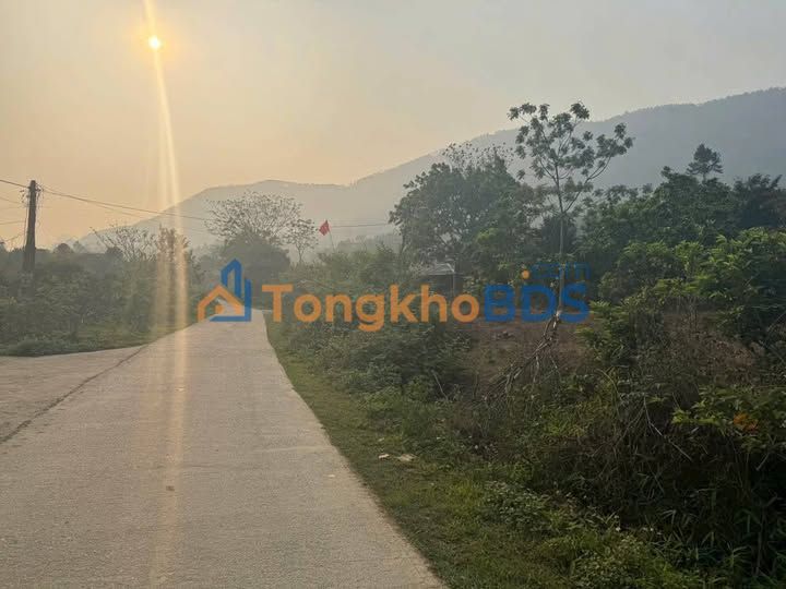 Bán Đất Vườn 14.000m² Thị Trấn Đà Bắc, Hòa Bình - Sổ Đỏ 400m² Thổ Cư