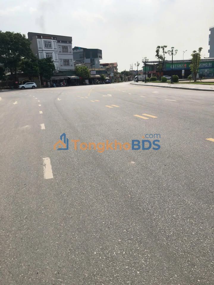 Đất Nền Kinh Doanh Mặt Tiền Quang Trung, Uông Bí - 180m² Sẵn Sàng Đầu Tư