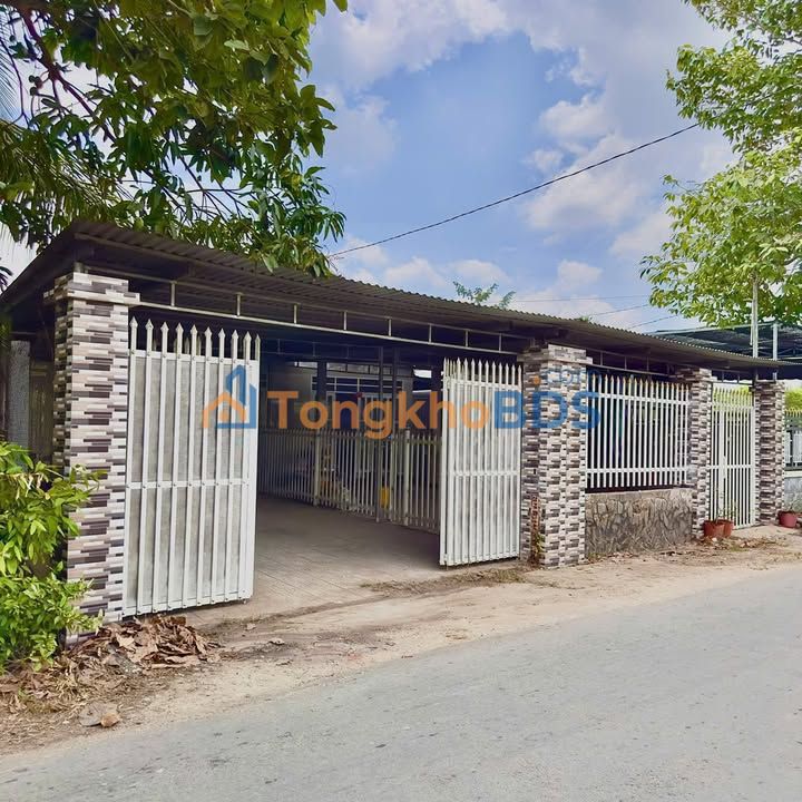 Nhà Mặt Tiền Lộ Nhựa Phú Hào 175m² - Kinh Doanh Đắc Lợi