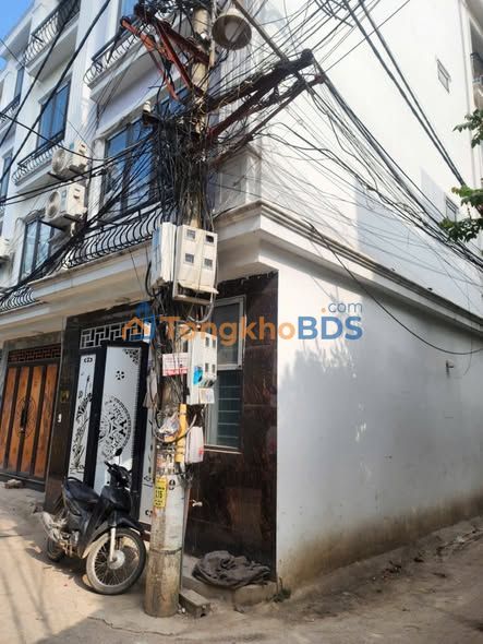 Nhà Nguyên Căn 4 Tầng Xóm Hạ, Cự Khê - 6 Triệu/Tháng, Sẵn Ở Ngay