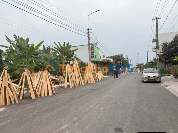 Đất thổ cư 120m² TT Thanh Lãng, Bình Xuyên - Sổ hồng sẵn, giá 3 tỷ