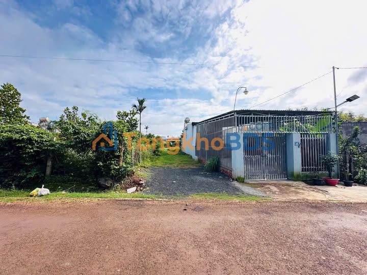 Bán Đất Mặt Tiền Đường A20, Tân An, Buôn Ma Thuột - 130m² Sổ Đỏ Sẵn Sàng