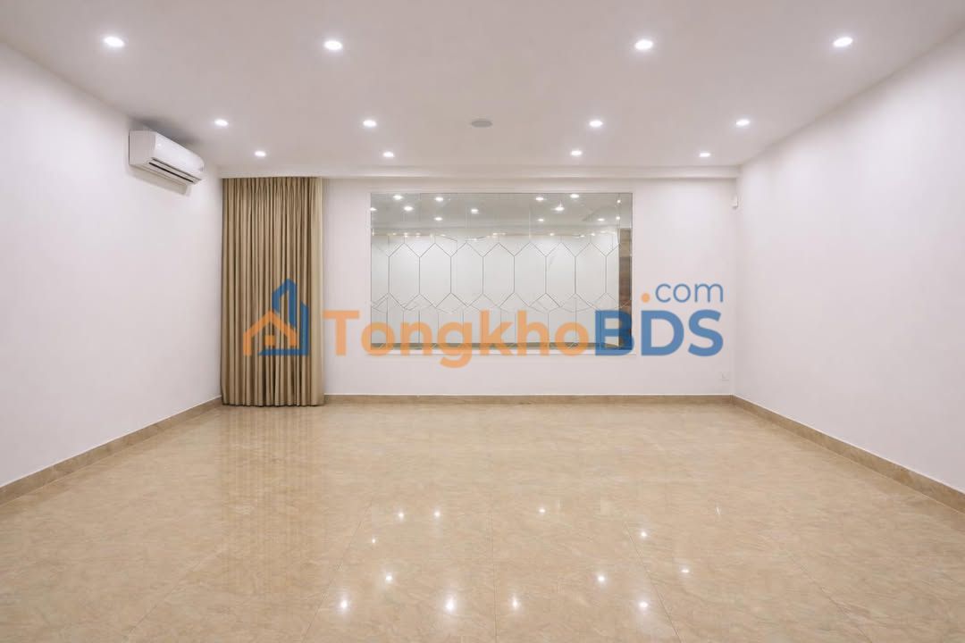 Nhà Mặt Tiền Nguyễn Du - Hàng Mã 60m² x 4 Tầng, Thích Hợp Spa, TMV