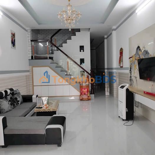 Nhà Trệt Lầu Hẻm Oto 100m² P2 Sóc Trăng - Giá Tốt 2.25 Tỷ