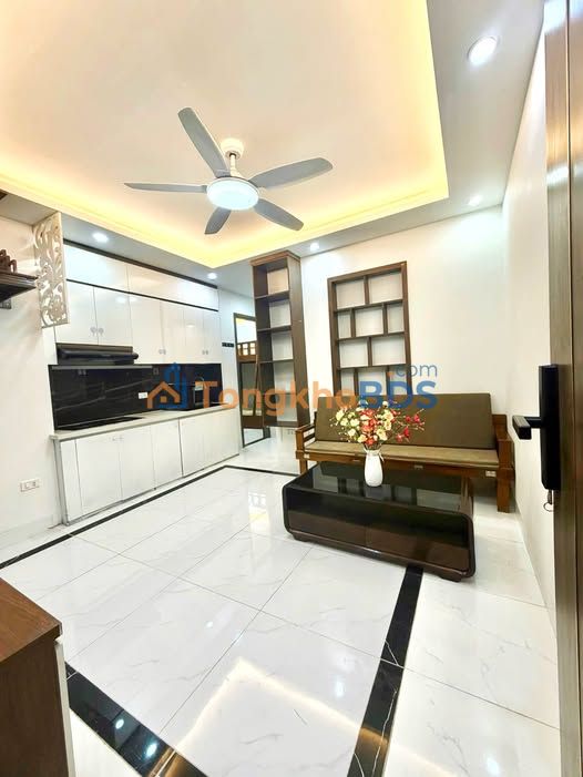 Nhà Sổ Riêng Cầu Diễn 50m² - Giá 2 Tỷ, 2 Ngủ