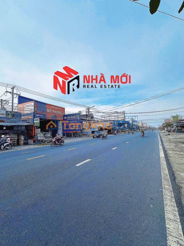 Kho Mặt Tiền Nguyễn Tất Thành, Cà Mau - 400m² Thổ Cư, Dòng Tiền Sẵn 320 Triệu/Năm
