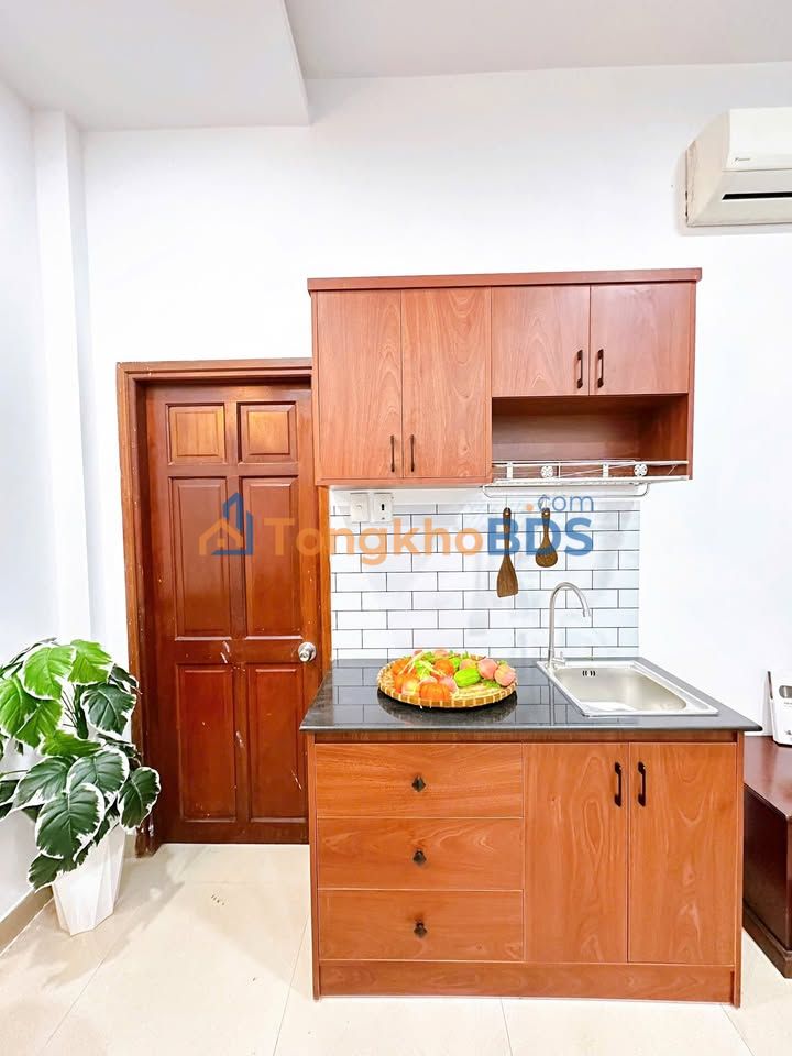 Cho thuê căn hộ full nội thất Quận 10 - 5 triệu/tháng