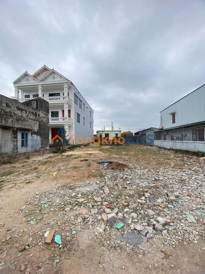 Đất thổ cư 568m² Hoàng Tiến, Chí Linh - Mặt tiền 15m, hướng ĐN, giá 2 tỷ