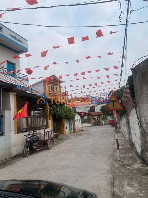 Đất nền Xuân Trung 192m² - 1.8 Tỷ, Tặng Nhà Cấp 4, Ô tô đỗ cửa