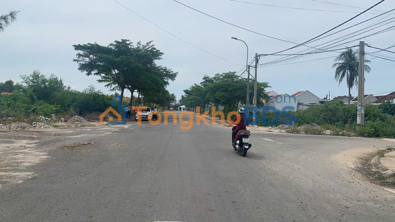 Đất thổ cư mặt tiền Trần Đường, TT Vạn Giã - 90m² giá 2.6 tỷ