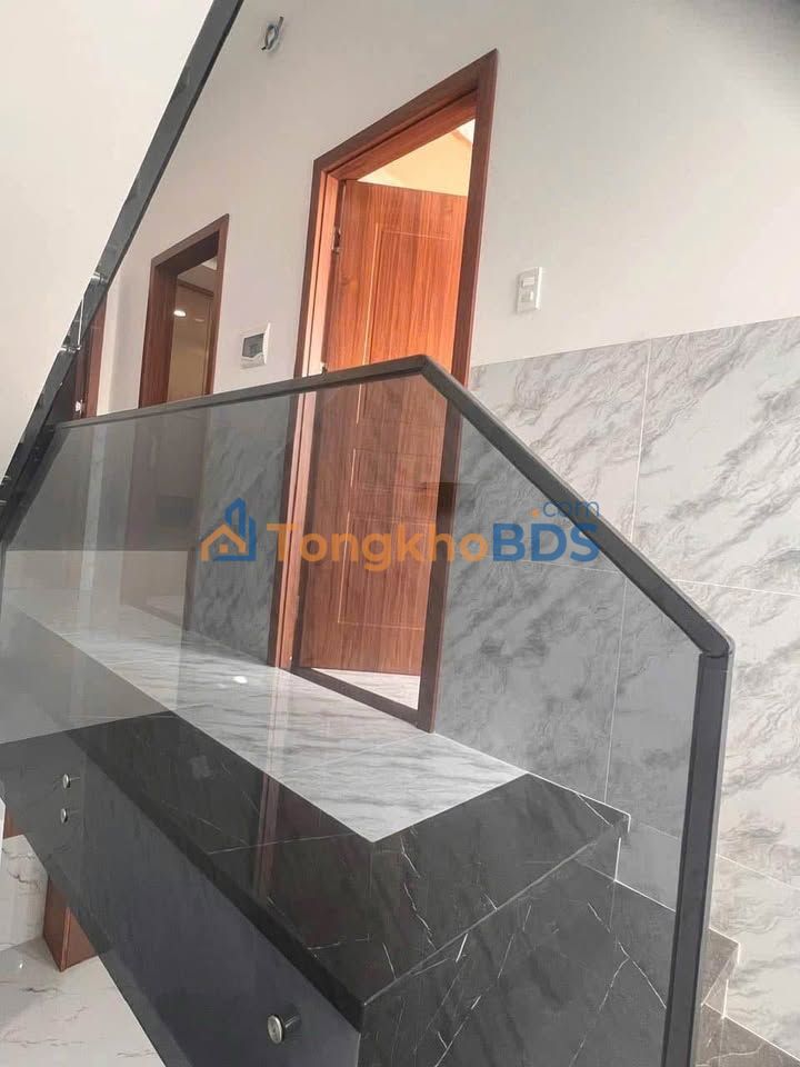 Nhà 3 Tầng Mới 100% Đường Đồng Nai, Nha Trang - Sổ Hồng Sẵn Sàng