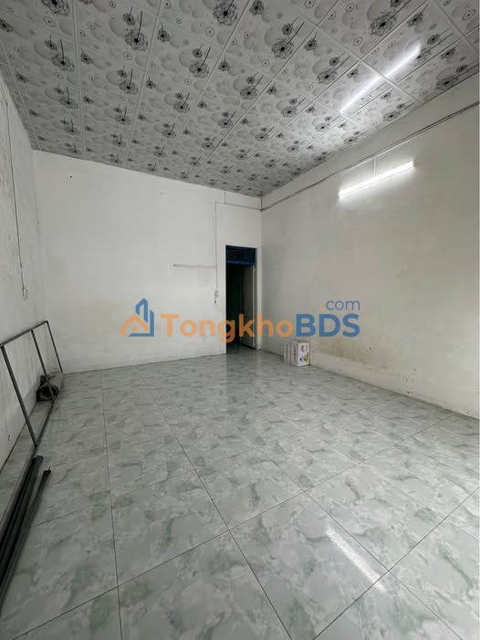 Cho thuê nhà mặt tiền chợ Tam Kỳ - 2PN, giá 3 triệu/tháng